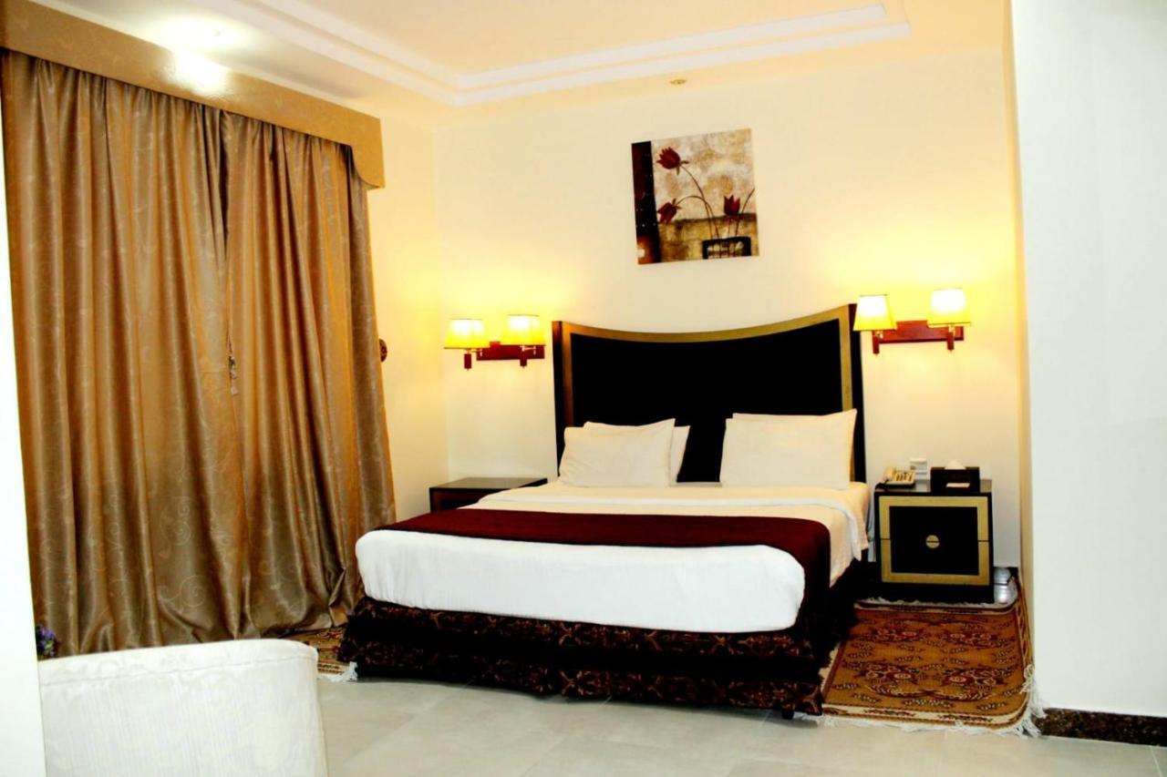 Tourist Hotel Doha Exterior photo