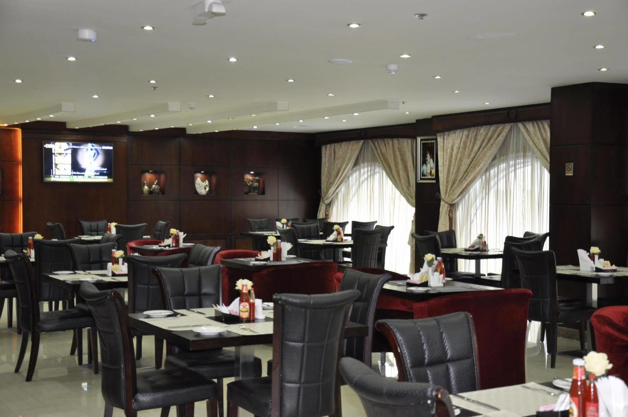 Tourist Hotel Doha Exterior photo